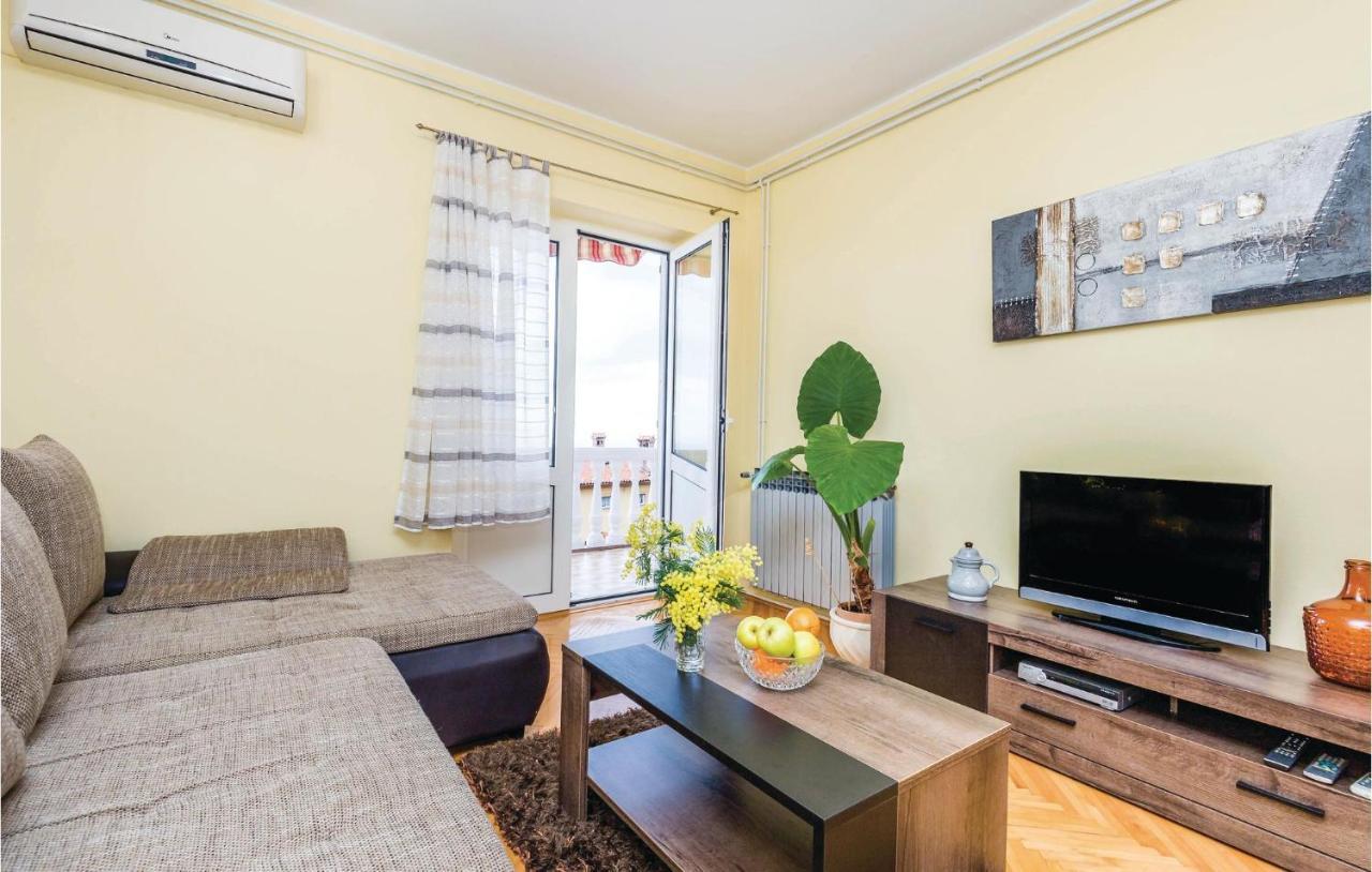 Lovely Apartment In Matulji With Kitchen Eksteriør billede